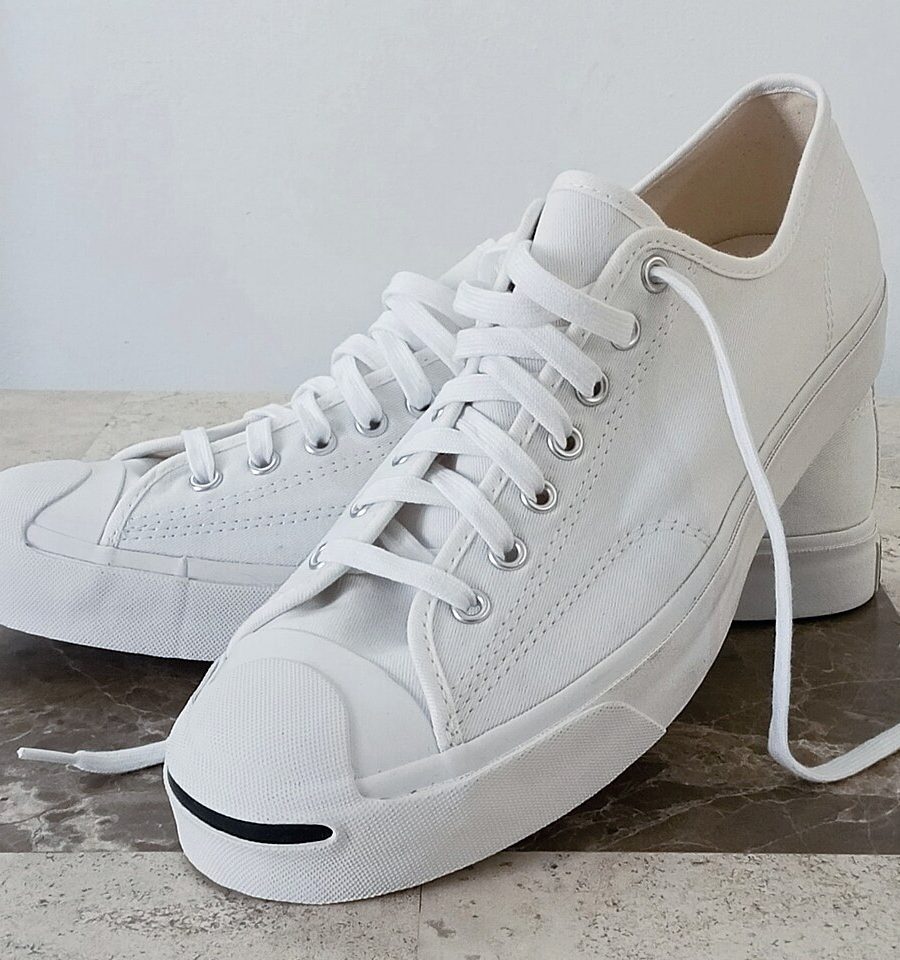 Canvas Low-Top Sneaker